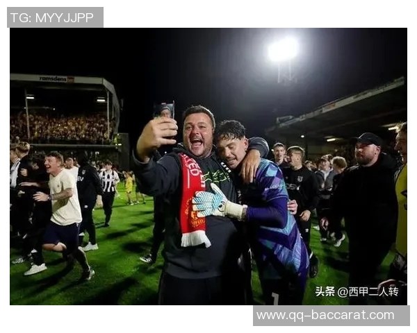 格林斯比英乙胜利后调侃曼联与曼市球队的趣事引发热议